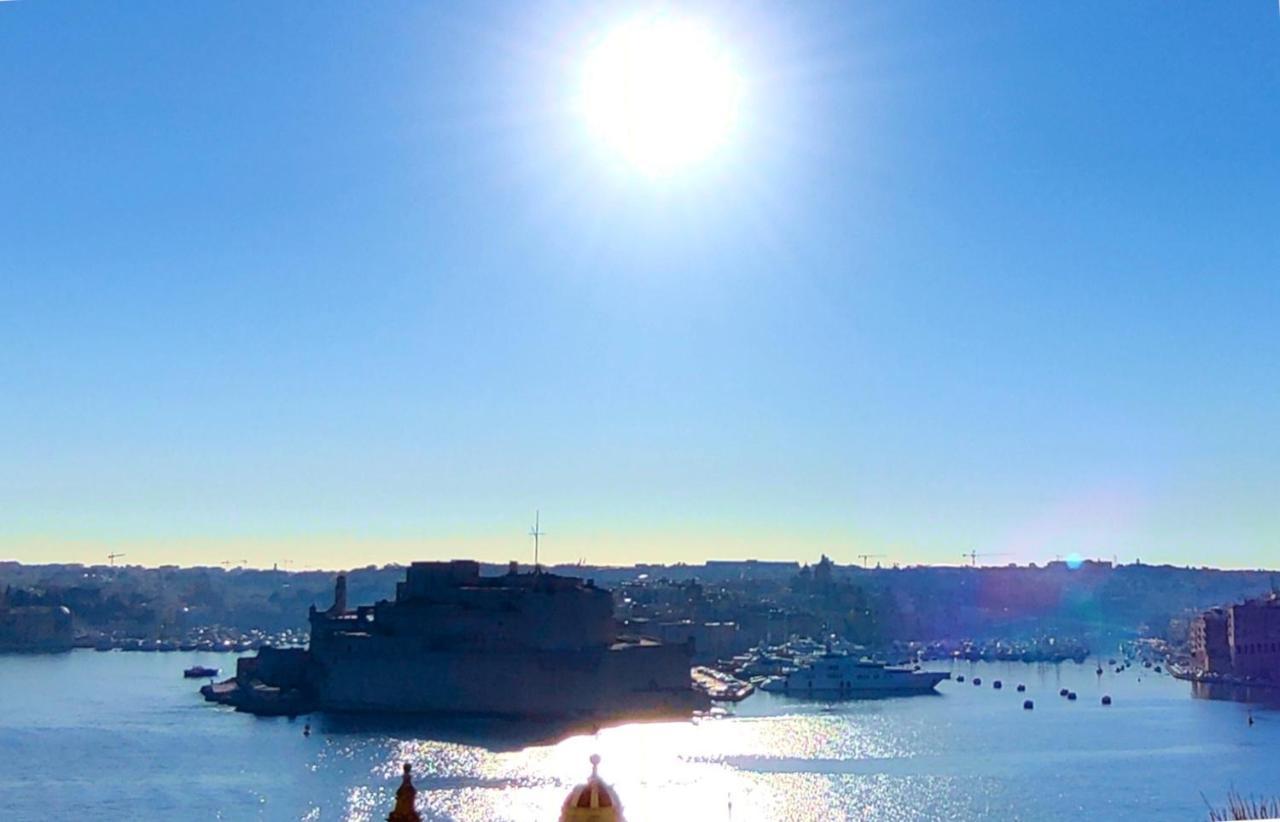 Tide 21 Savynomad Harbour Residences Valletta Exterior photo